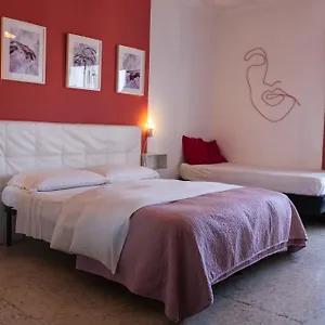 Piramide Terrace Bed & Breakfast