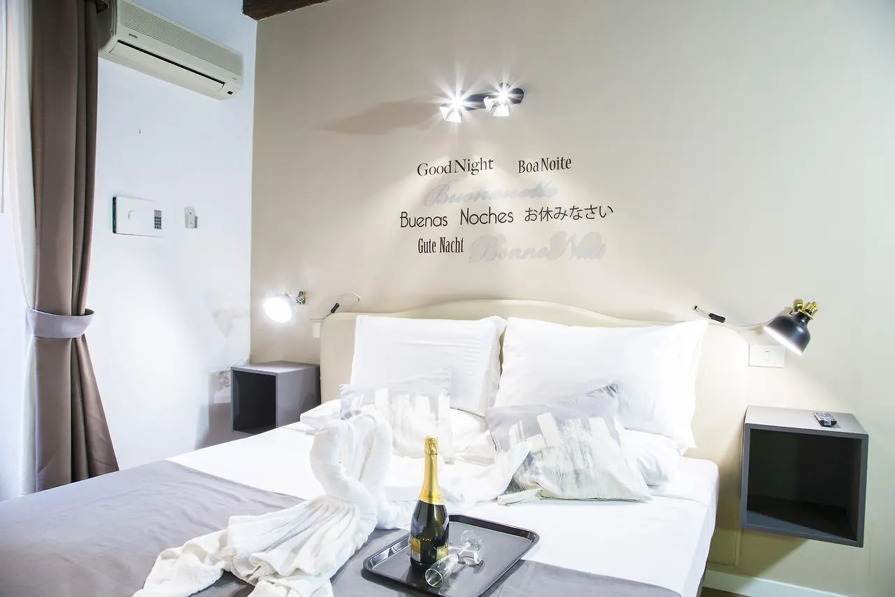 Do-Do Navona Suites Rome Italy