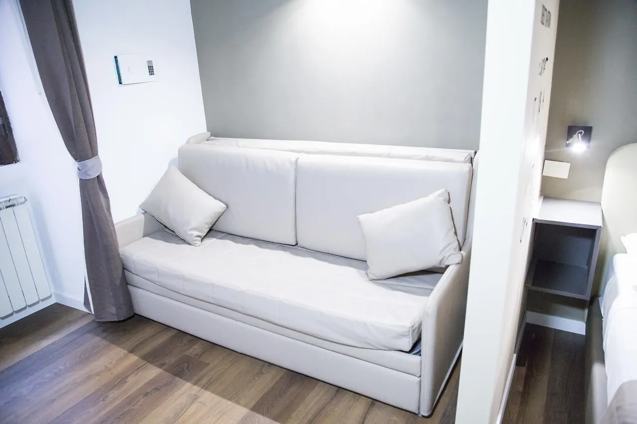 Do-Do Navona Suites Rome Guest house