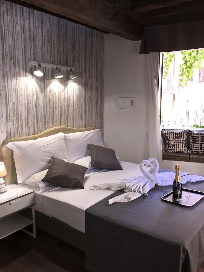 Do-Do Navona Suites Rome 3*,  Italy